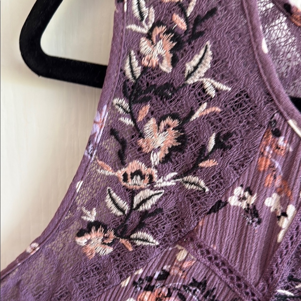 Floral Embroidered Purple Blouse - Picture 3 of 5
